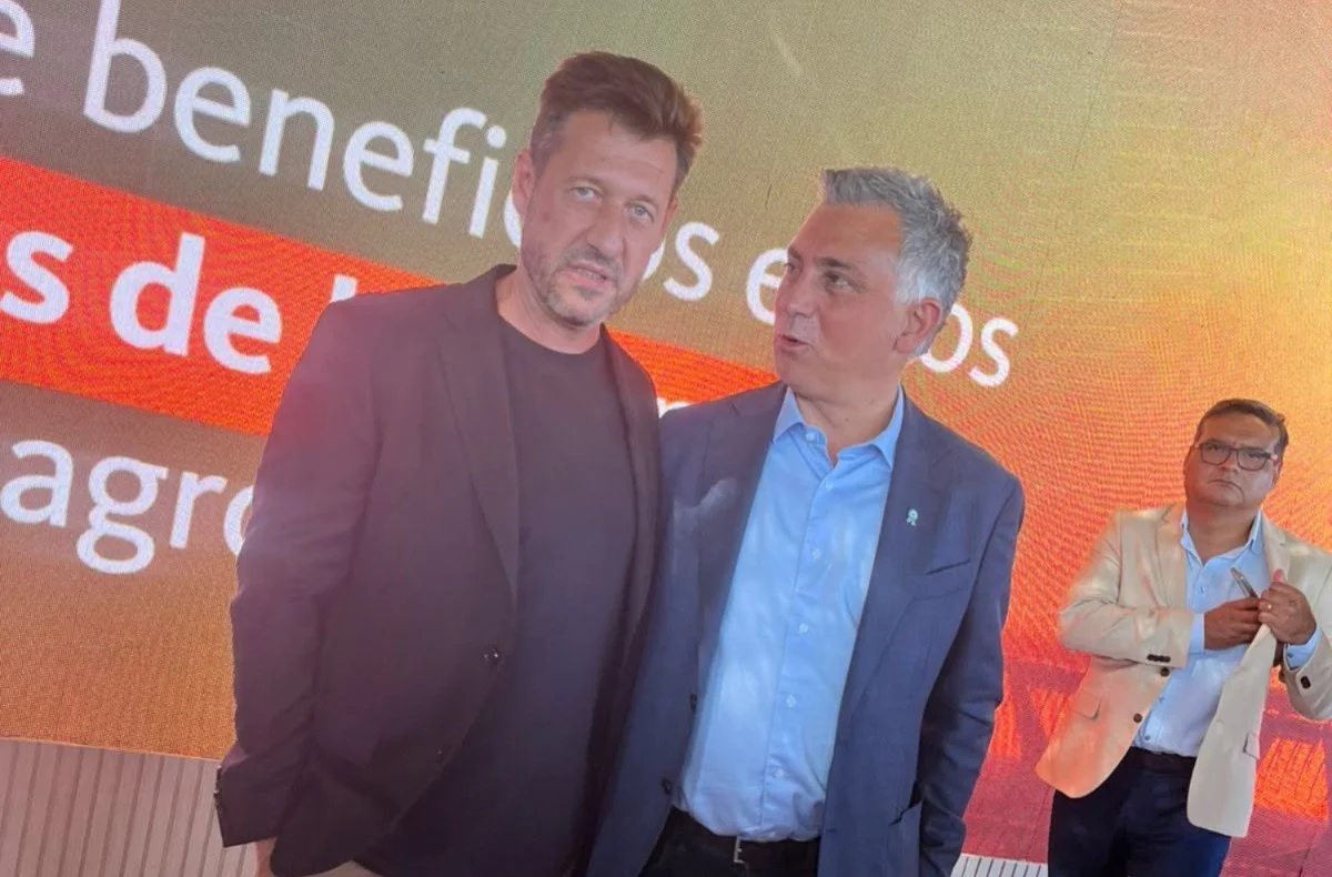 Pablo Reynes con Pareja