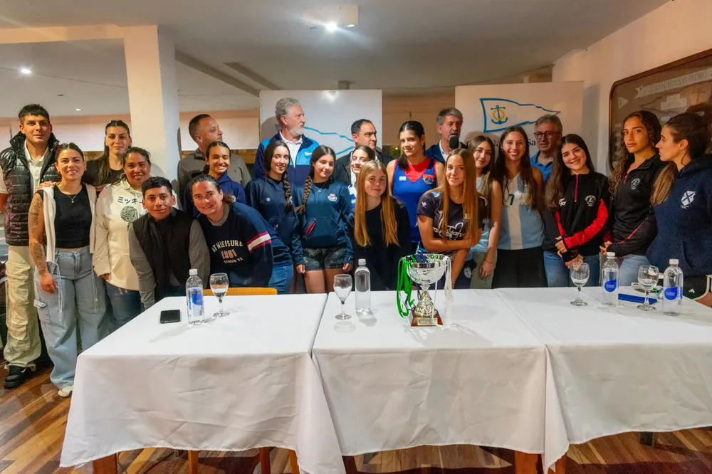 Hockey campeonato presentación