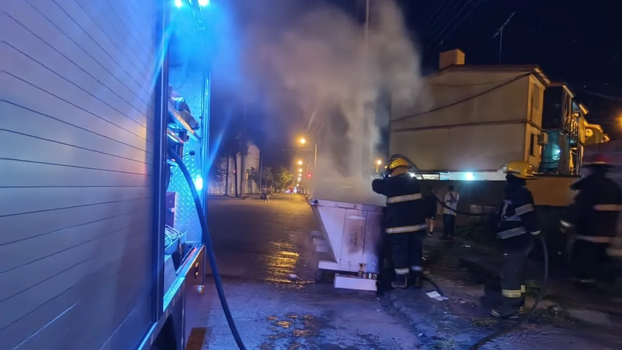 Incendio contenedor