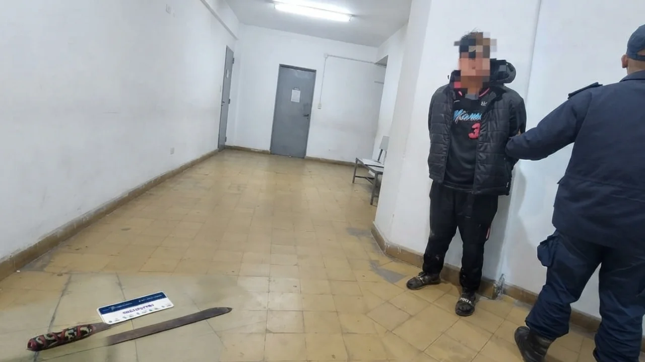 Detenido machete