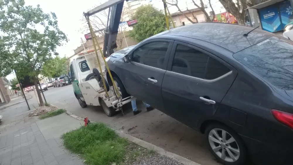 Auto abandonado secuestrado 1