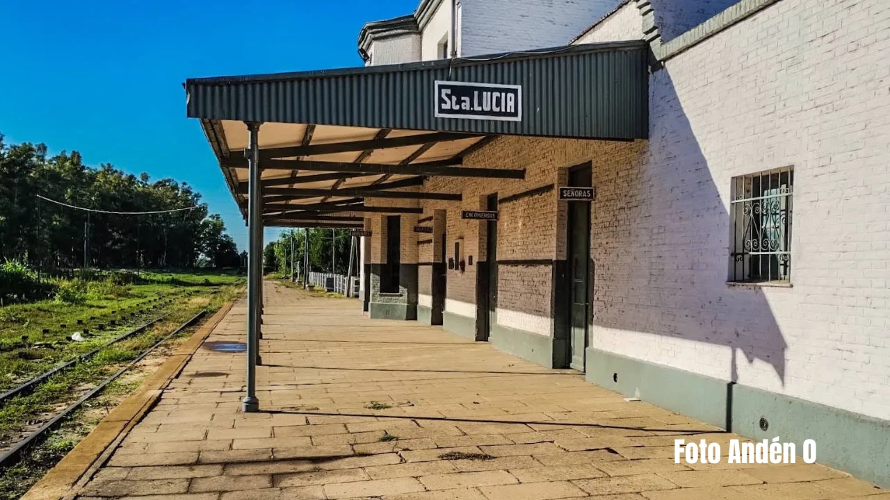 Estación de tren Santa Lucía